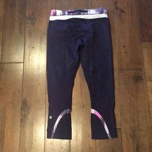 Lululemon Inspire Crop